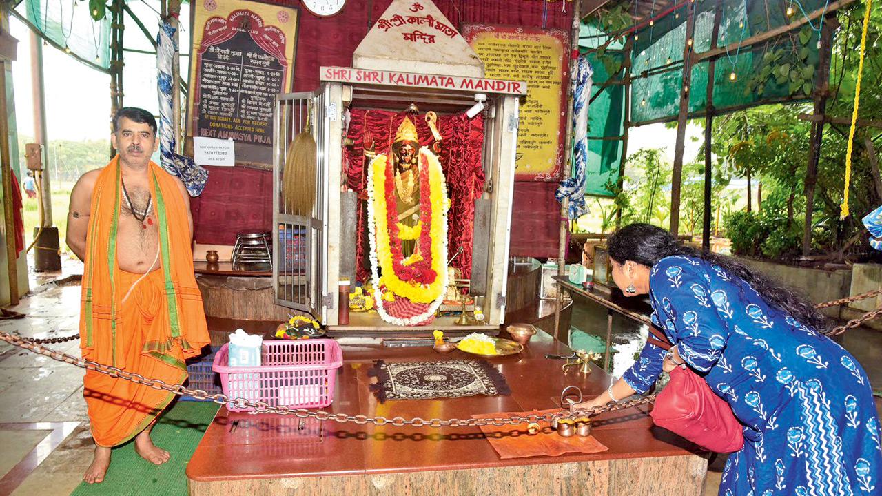The Kali Temple next to Udyan Ganesh Temple in Shivaji Park