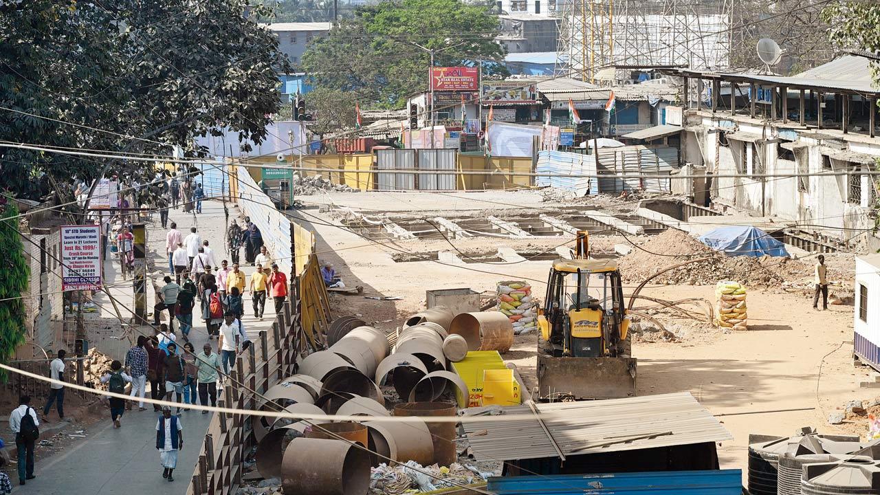 The bridge has been shut for the last five months. Pic/Atul Kamble