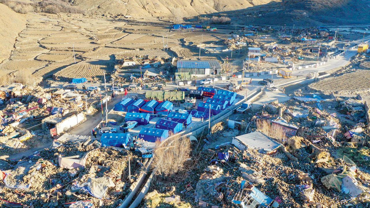 More aid reaches Tibet quake victims as mercury plunges