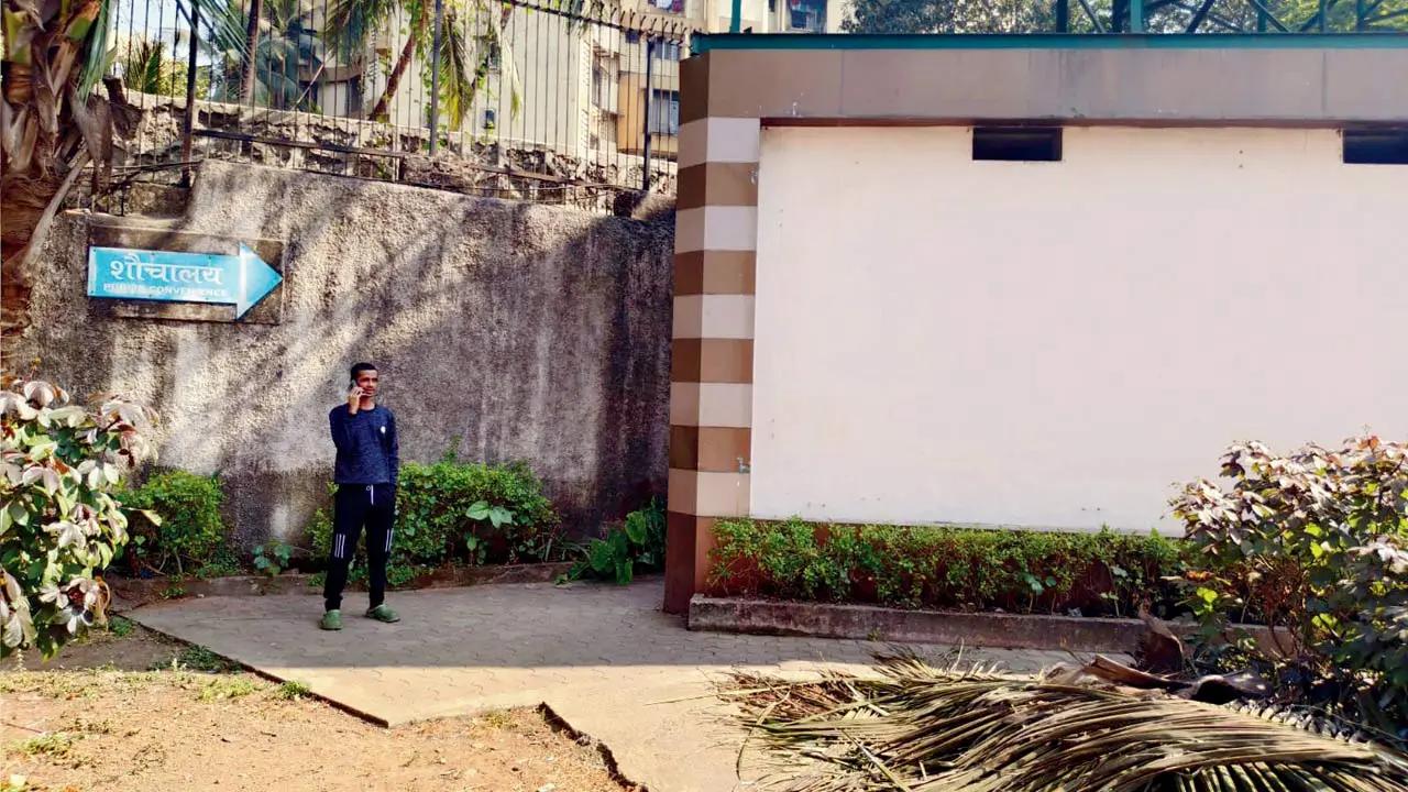 Hidden loo near Shankarwadi, Andheri: Located next to Sneh Sadan, this toilet has no noticeable structure or flashy banners indicating who commissioned it. A small arrow-like board points the way to the entrance. Given the condition of other toilets, expectations here were low, but this facility turned out to be surprisingly clean and well-maintained, with shiny tiles and a fresh scent. Maintained by Fumes International Ltd, it was clean, and an air freshener had been sprayed. The charge was Rs 2.
