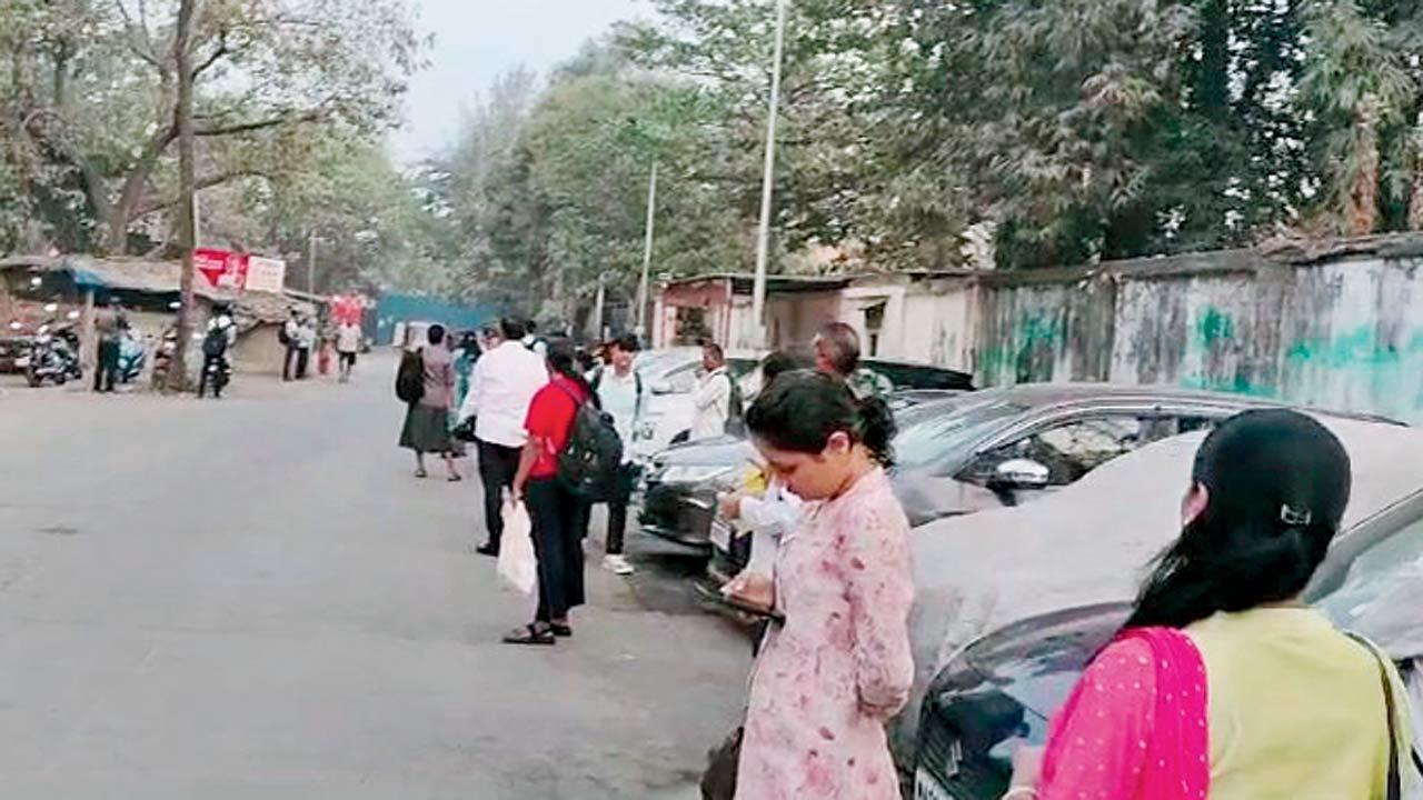 Mumbai: Wet-lease workers’ protest impacts 210 BEST bus services
