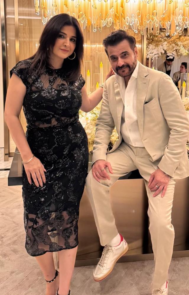 Actor Sanjay Kapoor arrived with his wife and Fabulous Lives star Maheep Kapoor. 