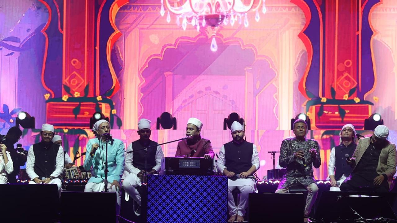 A.R. Rahman performs in Mumbai; pays homage to his guru with Sufi classics