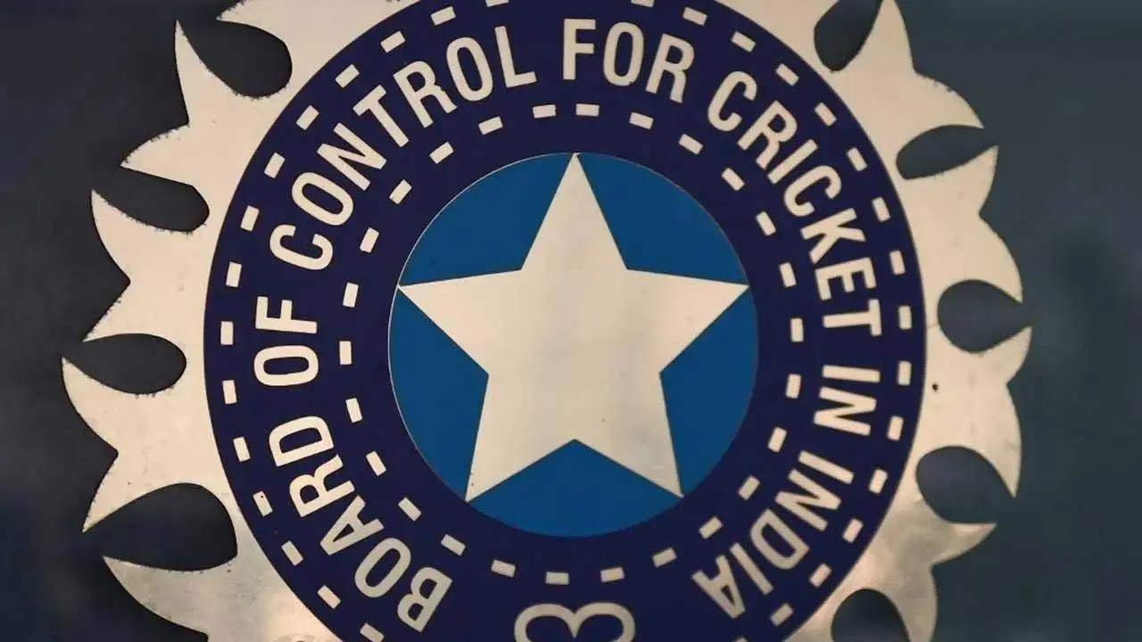 BCCI likely to set limits to players' wives on tours along with other new measures