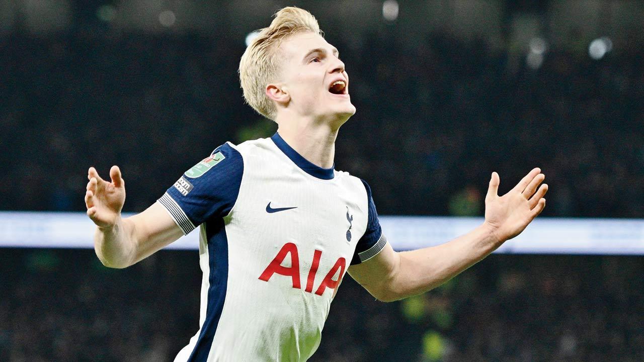 Tottenham teen topples reds!