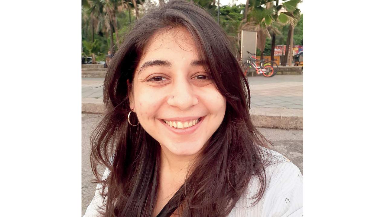 Yashasvi Vachhani, educator and writer, Khar