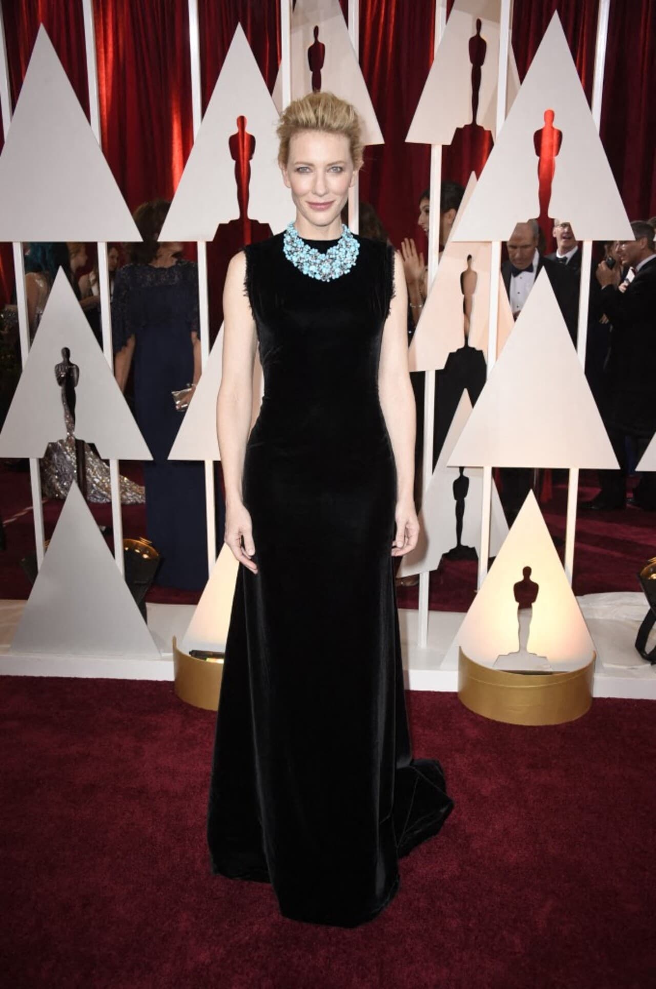 She had previously donned it at the 2015 Oscars.