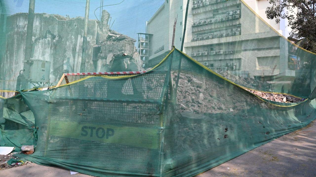 In its early years, many celebrities who lived in the area were spotted enjoying occasional movie screenings