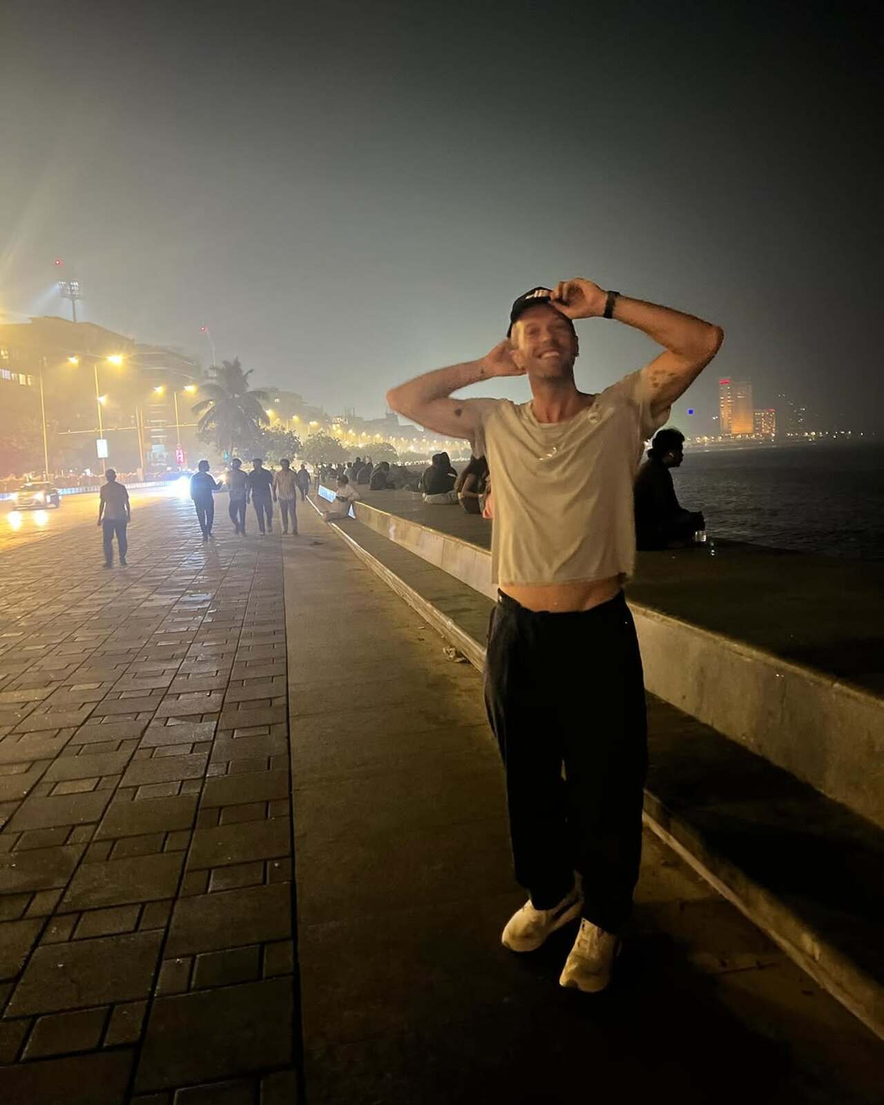 He made a quick visit to Mumbai's Marine Drive and shared a picture on Instagram with the caption, 