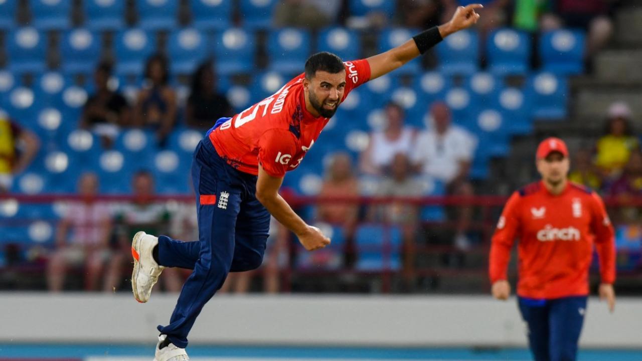 Pakistan-heritage Saqib Mahmood granted visa for India tour after prolonged delay