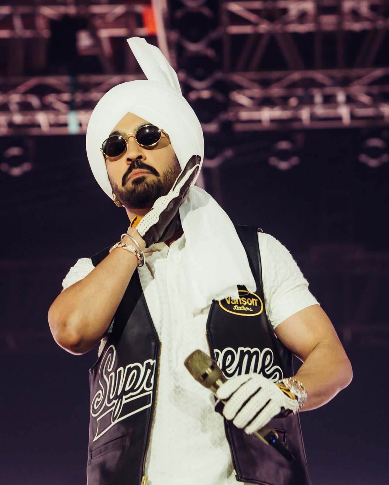 Diljit sold a record number of tickets during his India tour of Dil-Luminati. He performed to sold out concert venues in the past two months that he spent in India