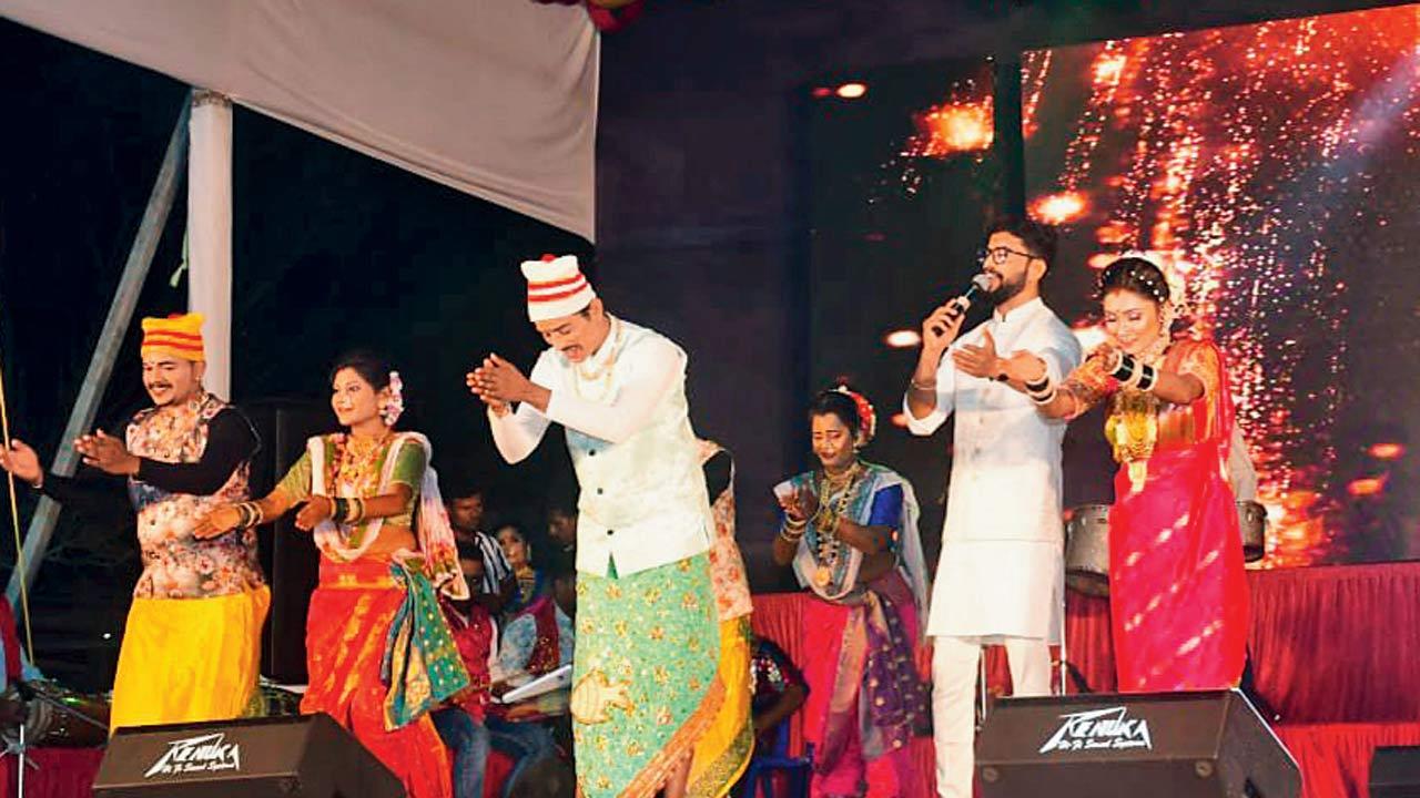 A moment from the cultural programme. Pic courtesy/Bhuvan Karde