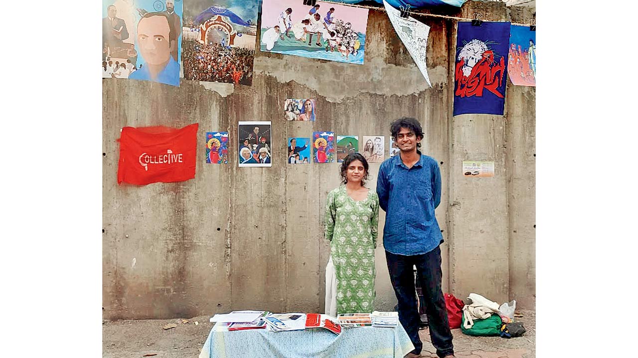 Members at the exhibition in Kalina