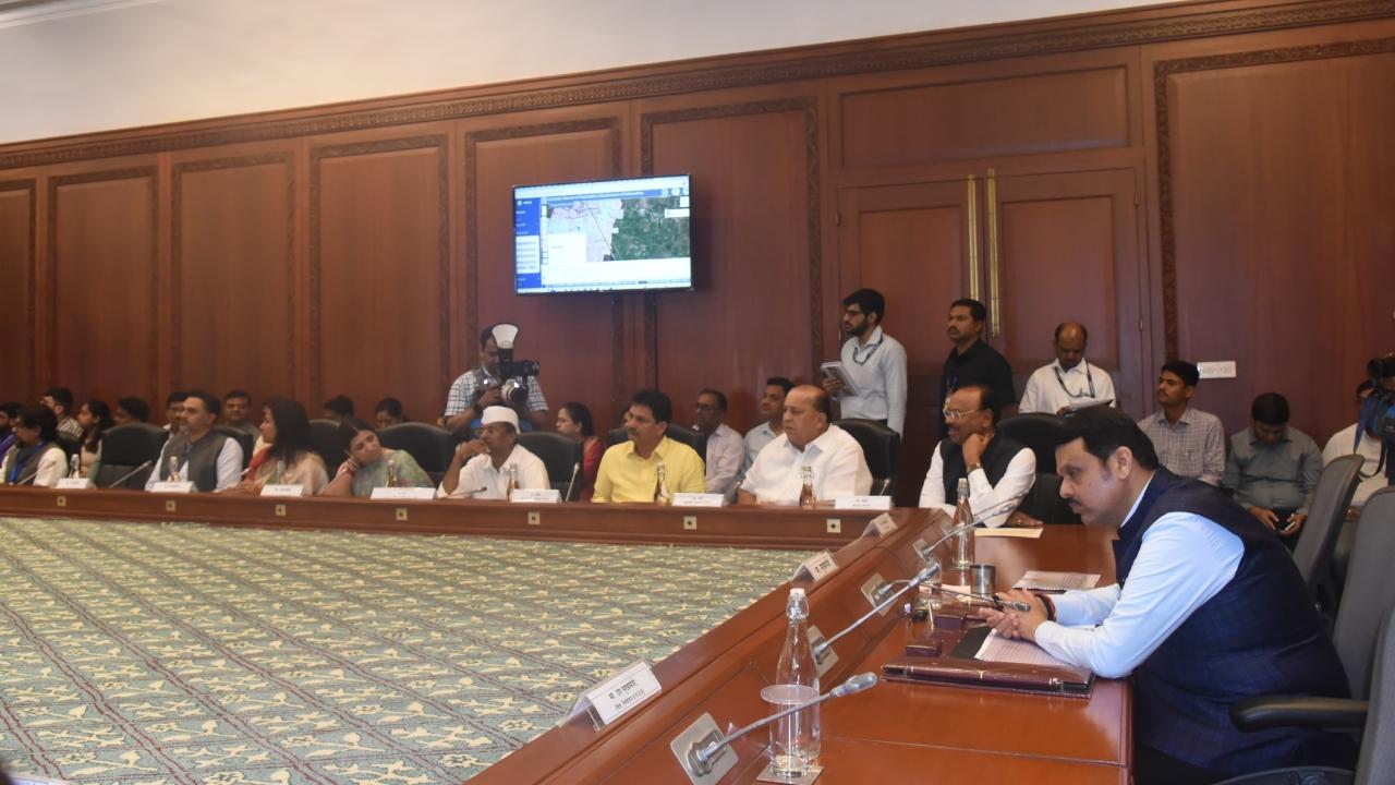 CM Fadnavis directs officials to improve healthcare services in state