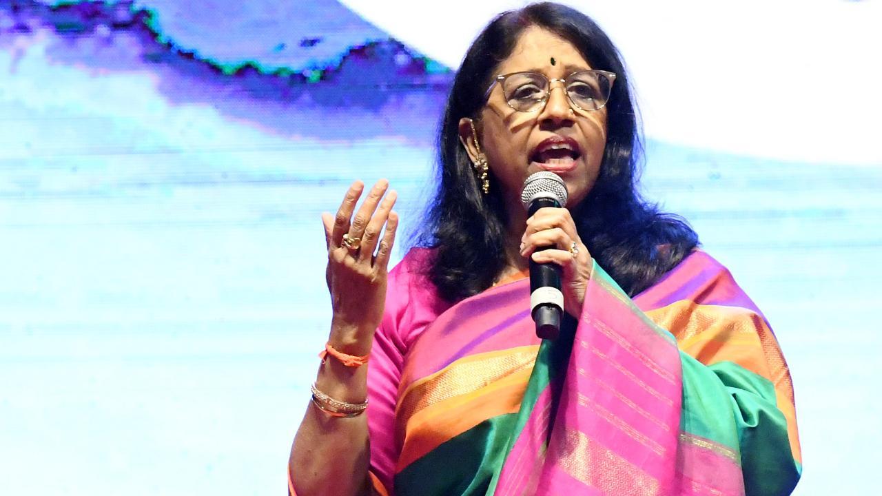 Kavita Krishnamurthy birthday: From Hawa Hawai to Kay Sera Sera, 9 best songs of the veteran singer
