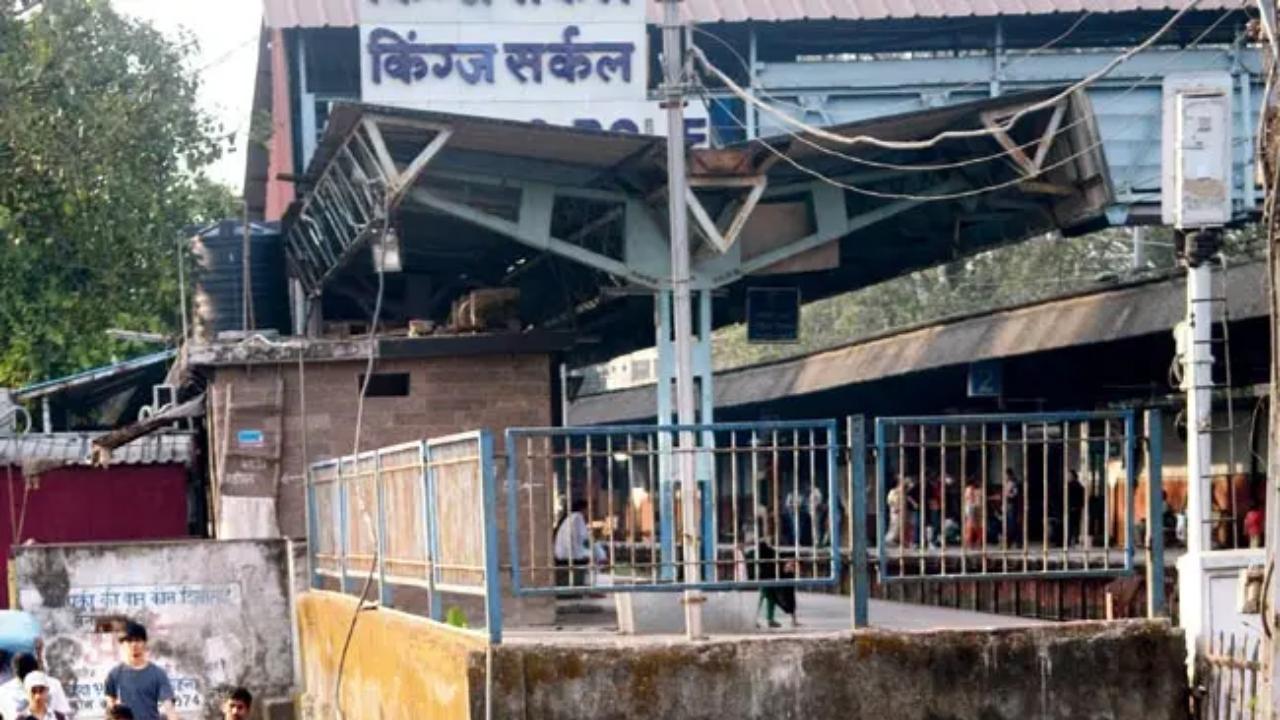 King's Circle bridge accident: Central Railway to restore damaged height gauge