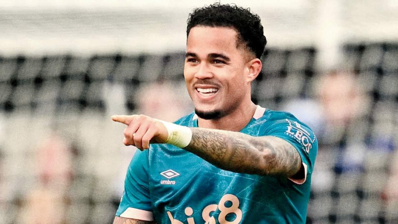 Kluivert ’tricks as B’mouth beat Newcastle 4-1