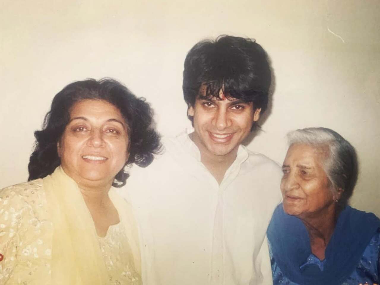 Karan was born in Delhi and completed his graduation in Advertising & Sales Promotion.