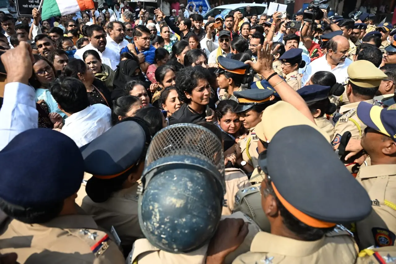 Gaikwad criticised the large police presence deployed to suppress the protest, calling it a suppression of the people’s democratic rights. Protesters voiced concerns that the increased migration due to the redevelopment would overburden the local infrastructure in Kurla.