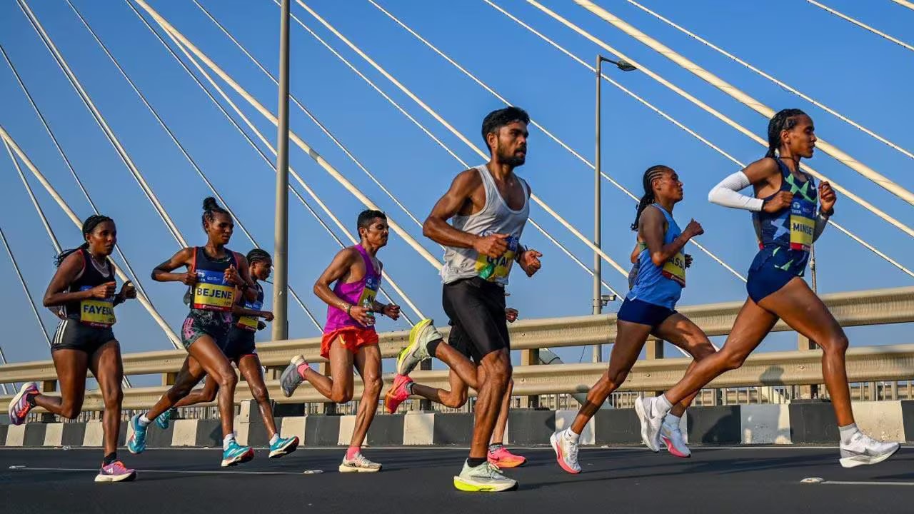 Maharashtra govt addresses air pollution concerns on Mumbai Marathon 2025 route