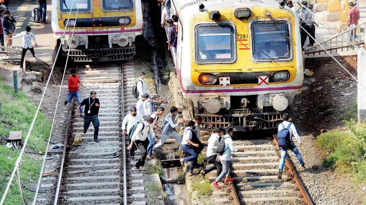Mumbai: Train services disrupted on Gholwad-Dahanu line, restored after two hours