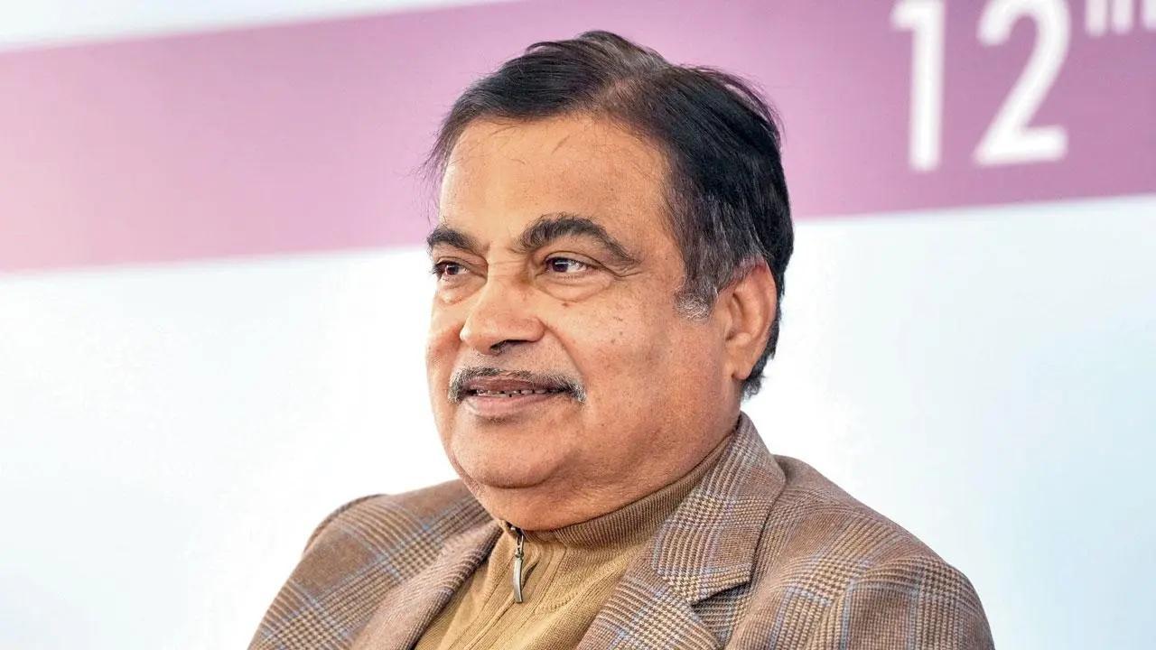 Gadkari hails Emergency movie at BJP convention