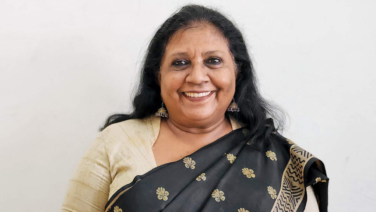 Dr Beulah Shekhar
