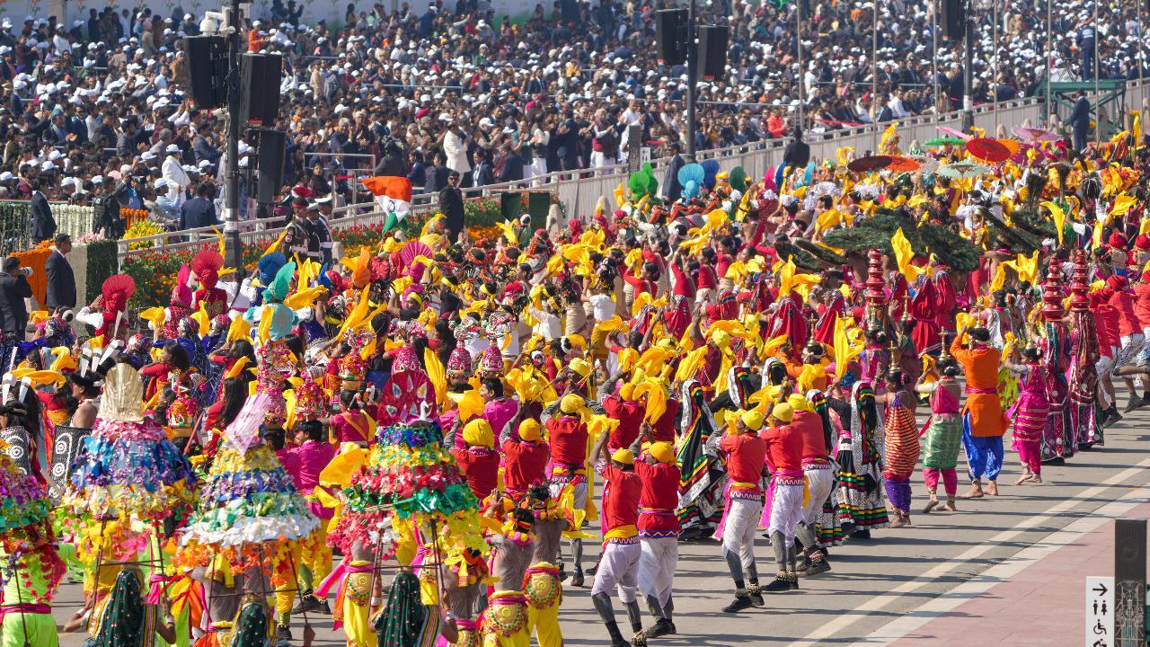Republic Day 2025: ‘Jayati Jai Mamah Bharatam’ creates Guinness World Record