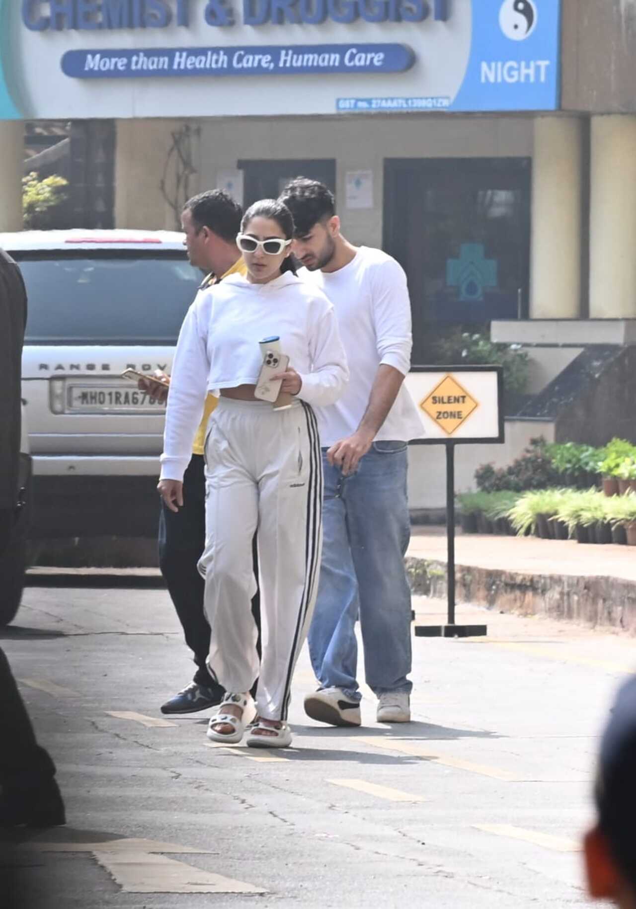 His daughter Sara Ali Khan was spotted at the Lilavati Hospital on Thursday afternoon. She came to check on her father who was out of surgery.