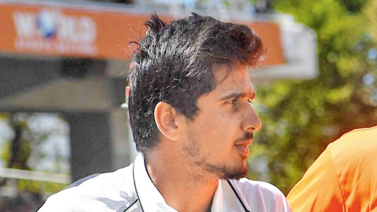 Pak’s Saim out for six months with fracture