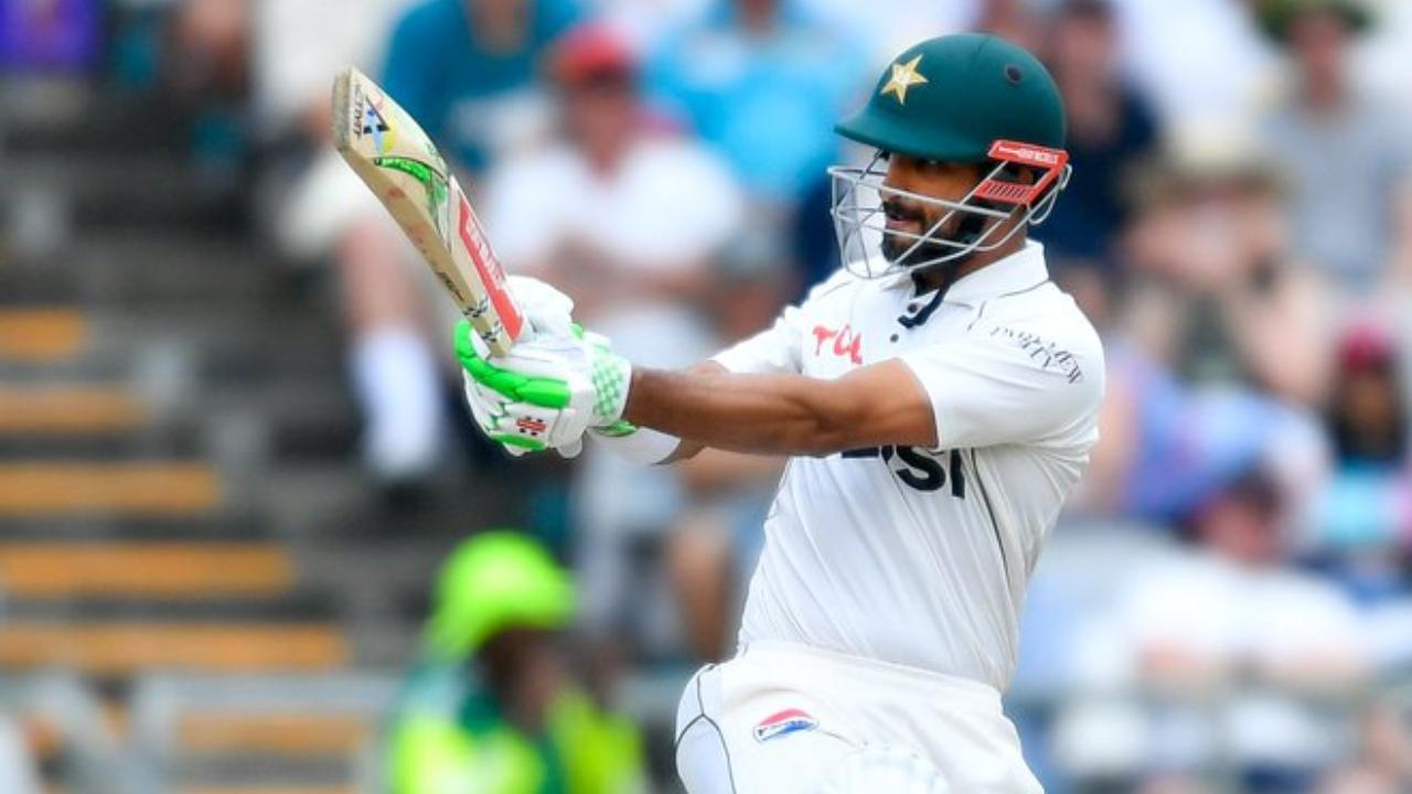 Before Shan Masood, Salim Malik was dismissed for 99 in Johannesburg in 1995. Another Pakistan batting legend, Inzamam-ul-Haq, was left hanging on 92 when he came out to bat at number eight in Gqeberha in 2007