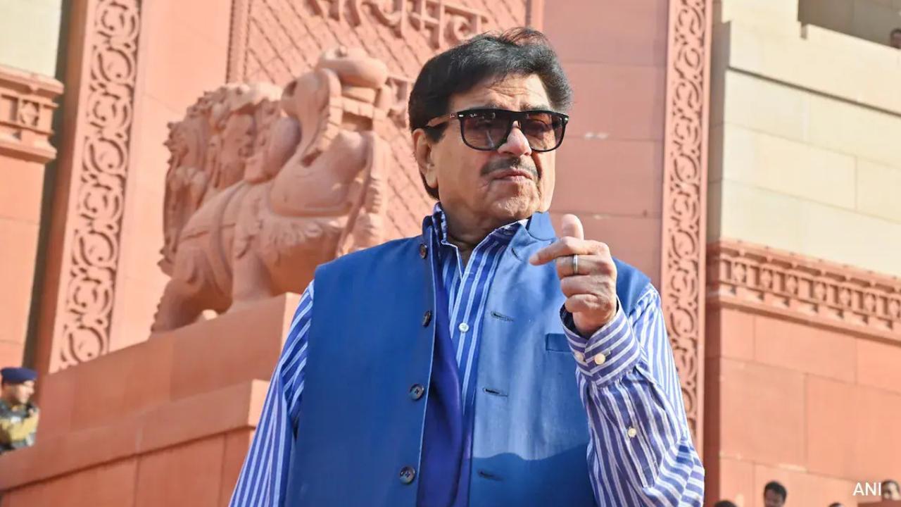 Saif Ali Khan attacked: Shatrughan Sinha makes a humble appeal