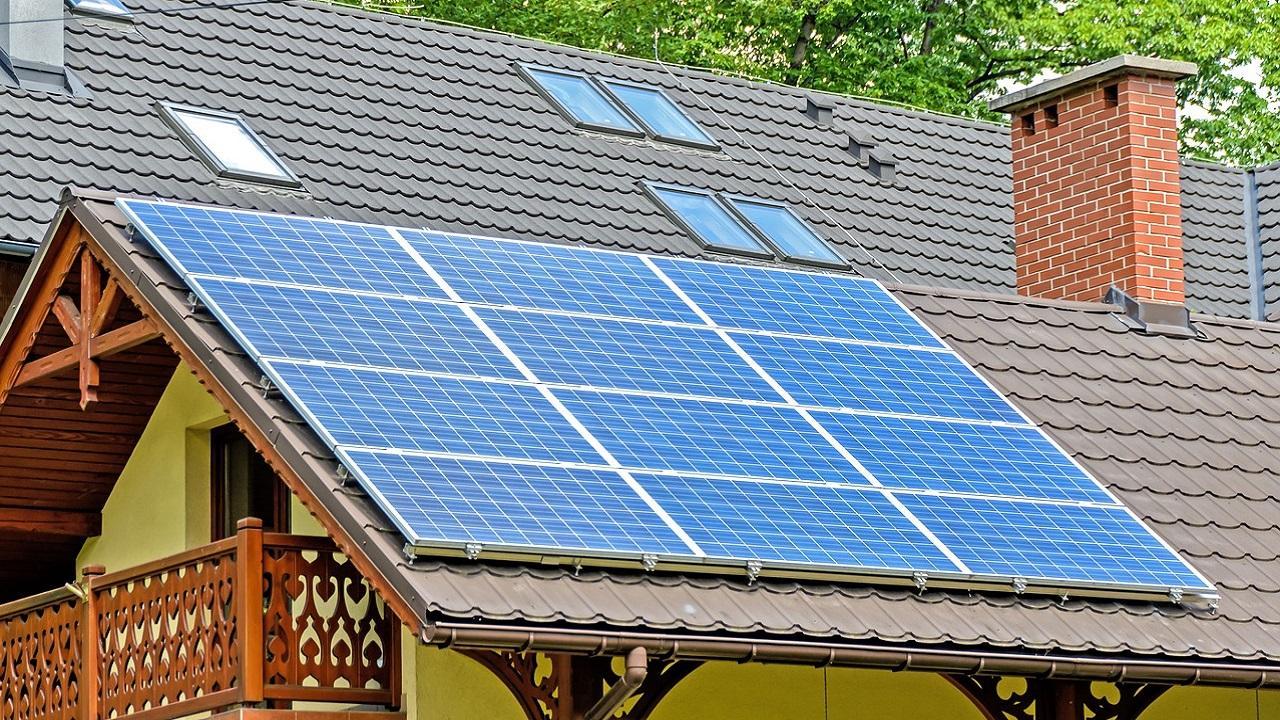Mumbai: BMC plans property tax rebates for residential societies using solar energy