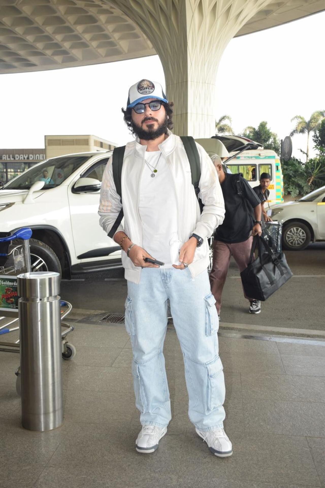 Divyenndu spotted at the airport rocking a casual denim look