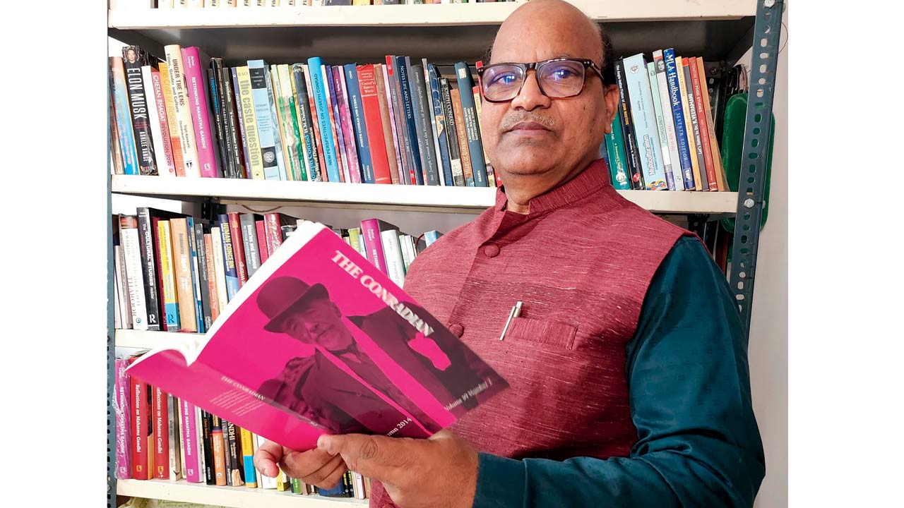 Chandrakant A Langare, Associate Professor at Shivaji University, Kolhapur, whose doctoral research focused on Conrad, has coedited two new books on his works and written extensively on Conrad’s life narratives