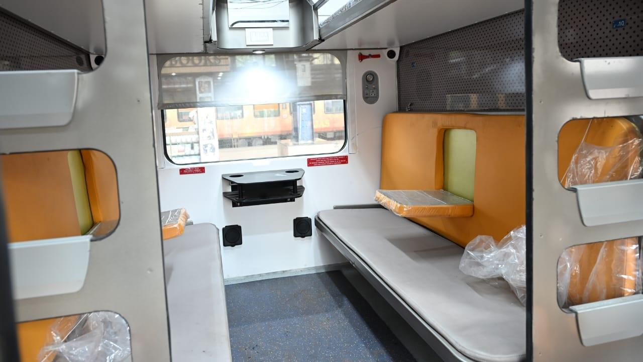 All coaches are HL3 compliant (material or product has met the highest safety level for fire hazard on railway vehicles) for fire safety and include Braille navigation for visually challenged passengers