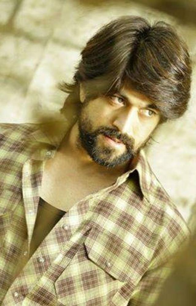 Revolves around Yuva, who turns into a local gangster despite her mother`s wishes and later regrets his decision