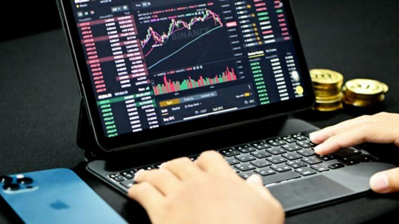 Why DeSoc Is A Better Investment Than Ethereum And Solana In 2025