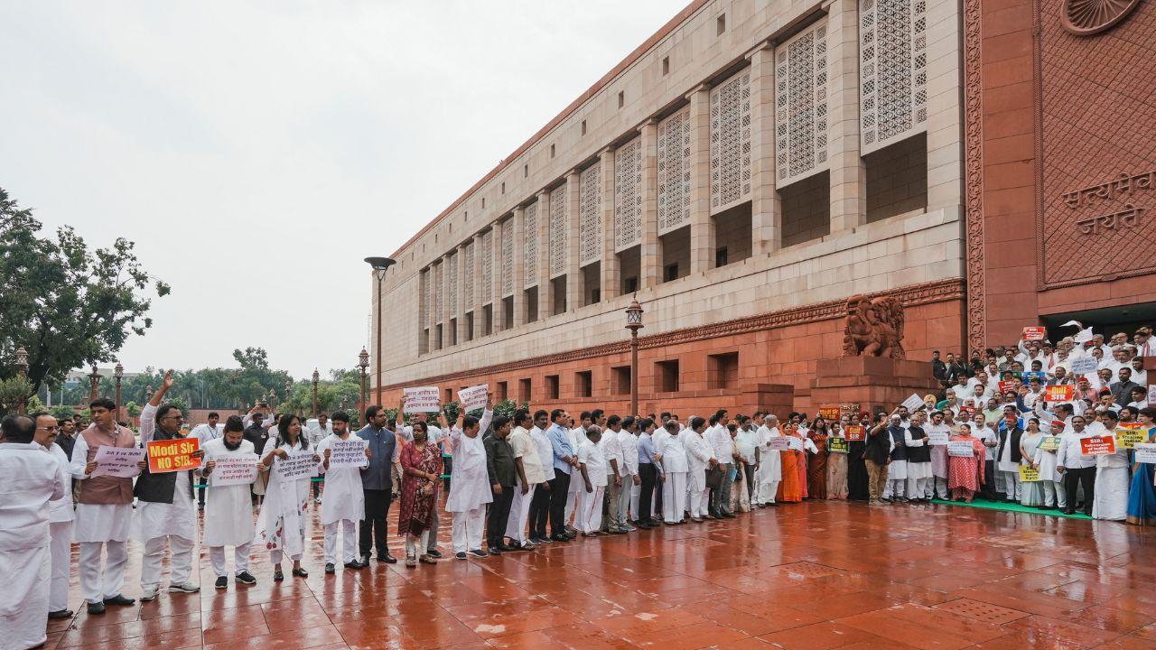 Opposition MPs of the Upper House and the Lower House of Parliament also held placards like 'SIR: Stealing Indian Rights' and 'SIR: Subverting Indian Republic.'
