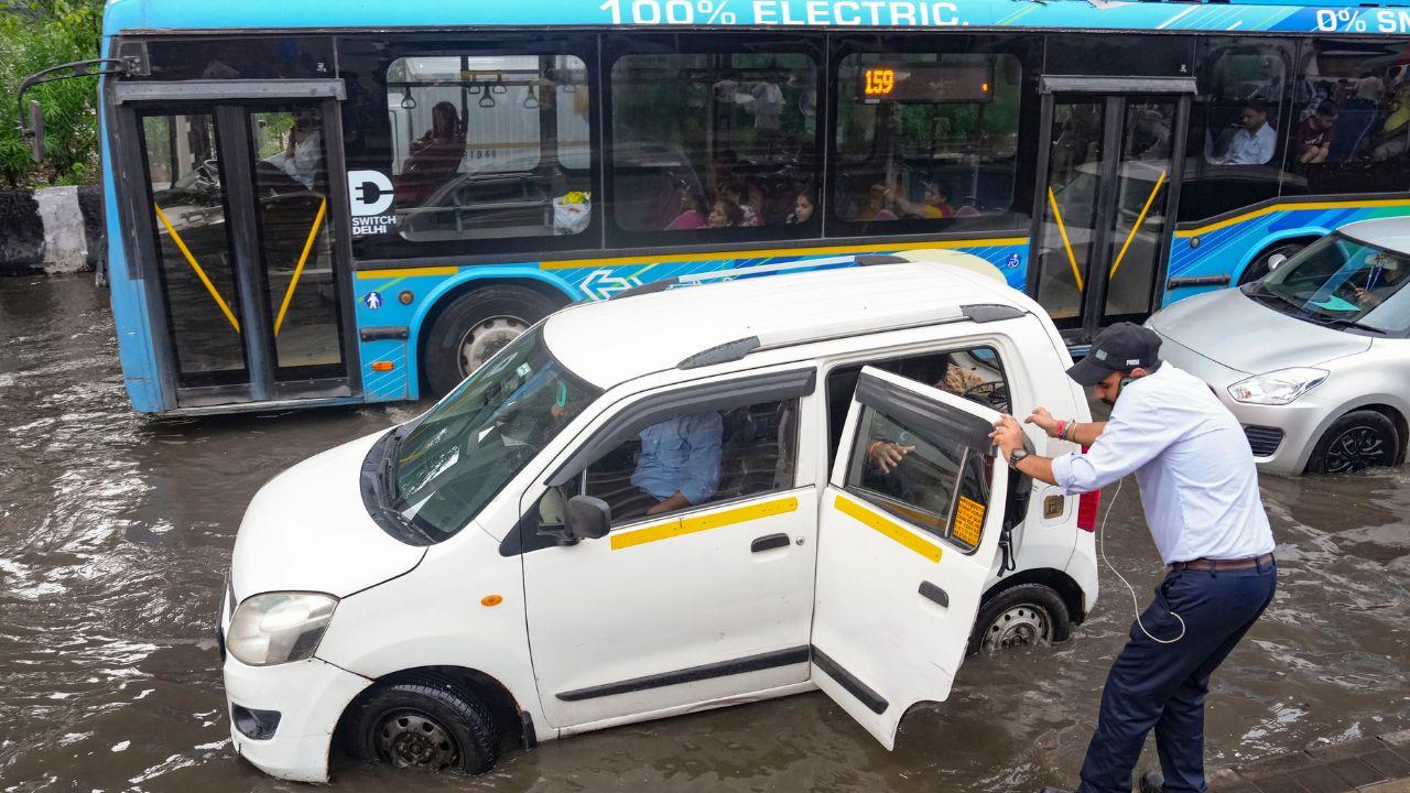 Delhi has experienced incessant rainfall since Wednesday, causing waterlogging in several areas, including Bindapur in Uttam Nagar, where roads are submerged under water.