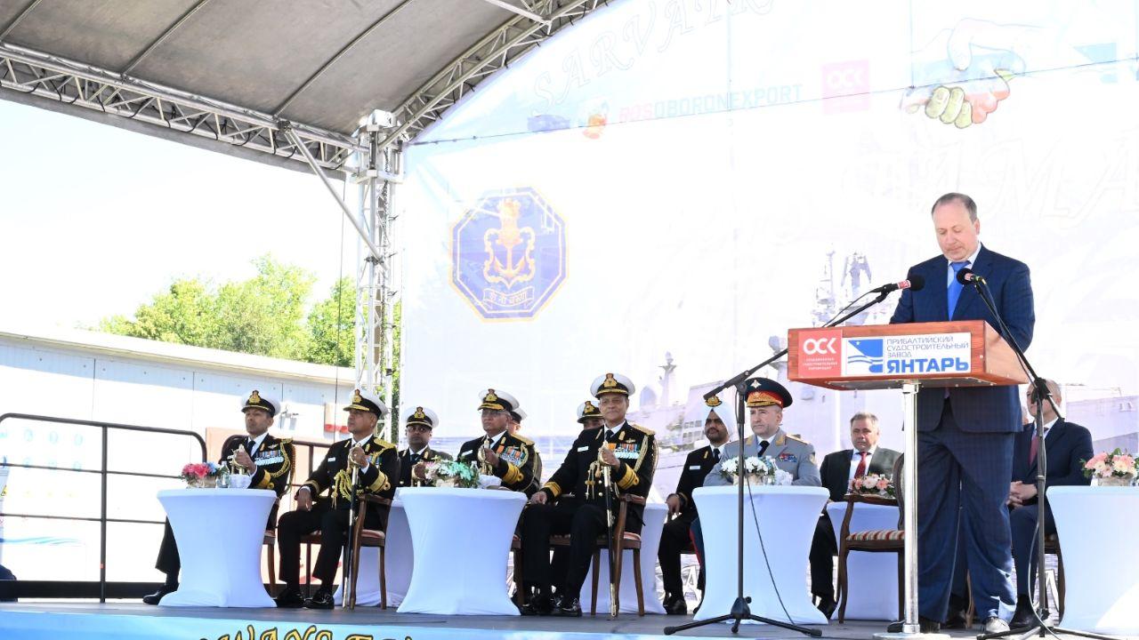 The Commanding Officer, Capt Sridhar Tata, signs the Delivery Act alongside Russian officials, completing the formal handover of INS Tamal to the Indian Navy.