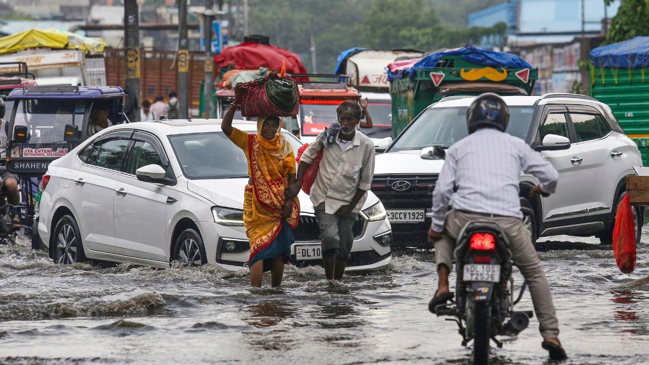 Traffic also came to a standstill in many parts of the national capital following the heavy rainfall.