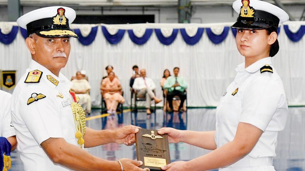 Sub-Lieutenant Aastha Poonia to be the first woman naval officer to fly fighter jets