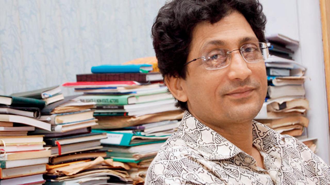 Bangladesh economist Abul Barkat arrested in midnight DB raid