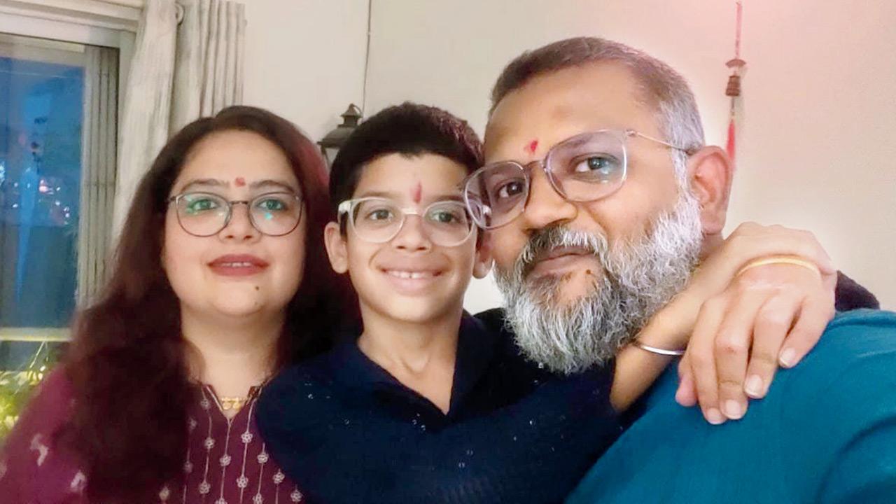 Akanksha Sabharwal (left) with her family