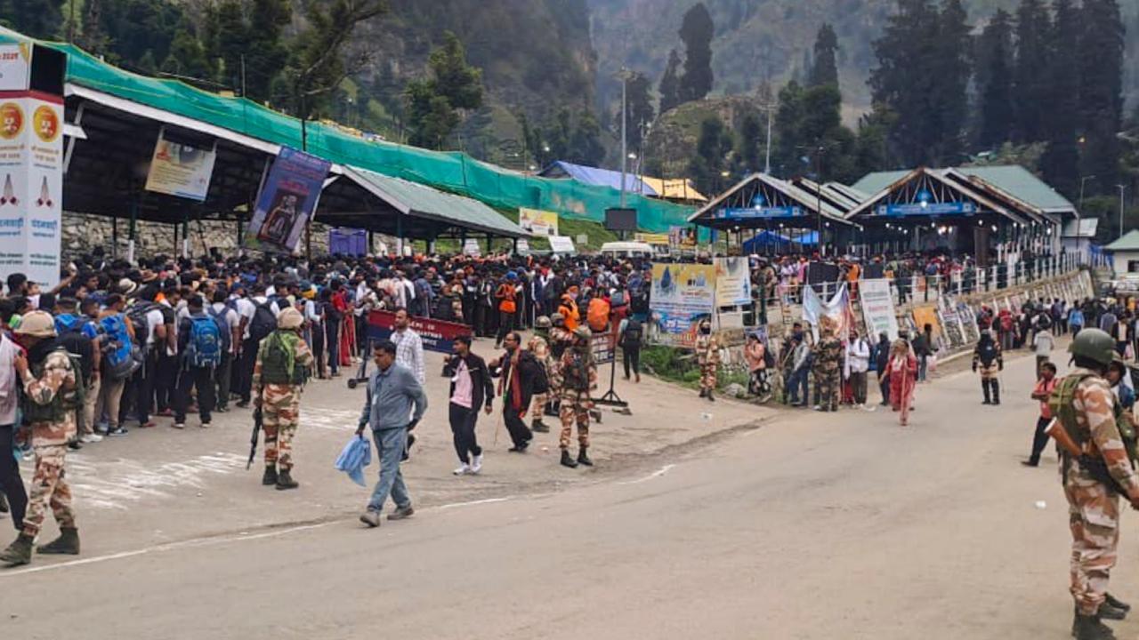 The pilgrims, which included 135 sadhus and sadhvis, left for the twin base camps of Nunwan-Pahalgam in Anantnag and Baltal in Ganderbal in separate convoys under tight security arrangements in the early hours of the day, they said