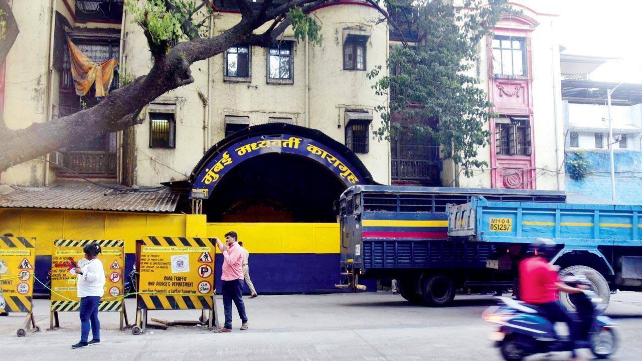 Gangster Suresh Pujari manhandled during scuffle between 2 groups in Mumbai jail