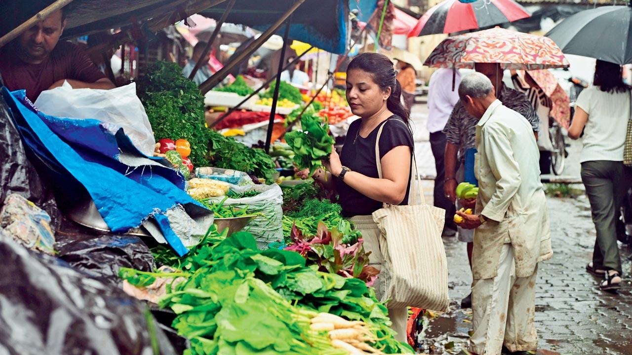 Back to the Bazaar: Why consumers are opting for local markets instead of quick commerce apps