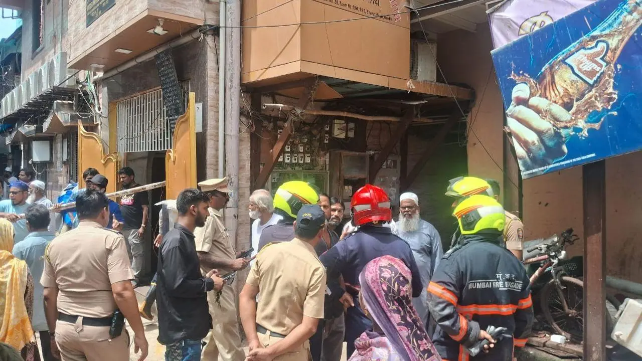 IN PHOTOS | Mumbai: Three-storey chawl collapses in Bandra East; 12 injured