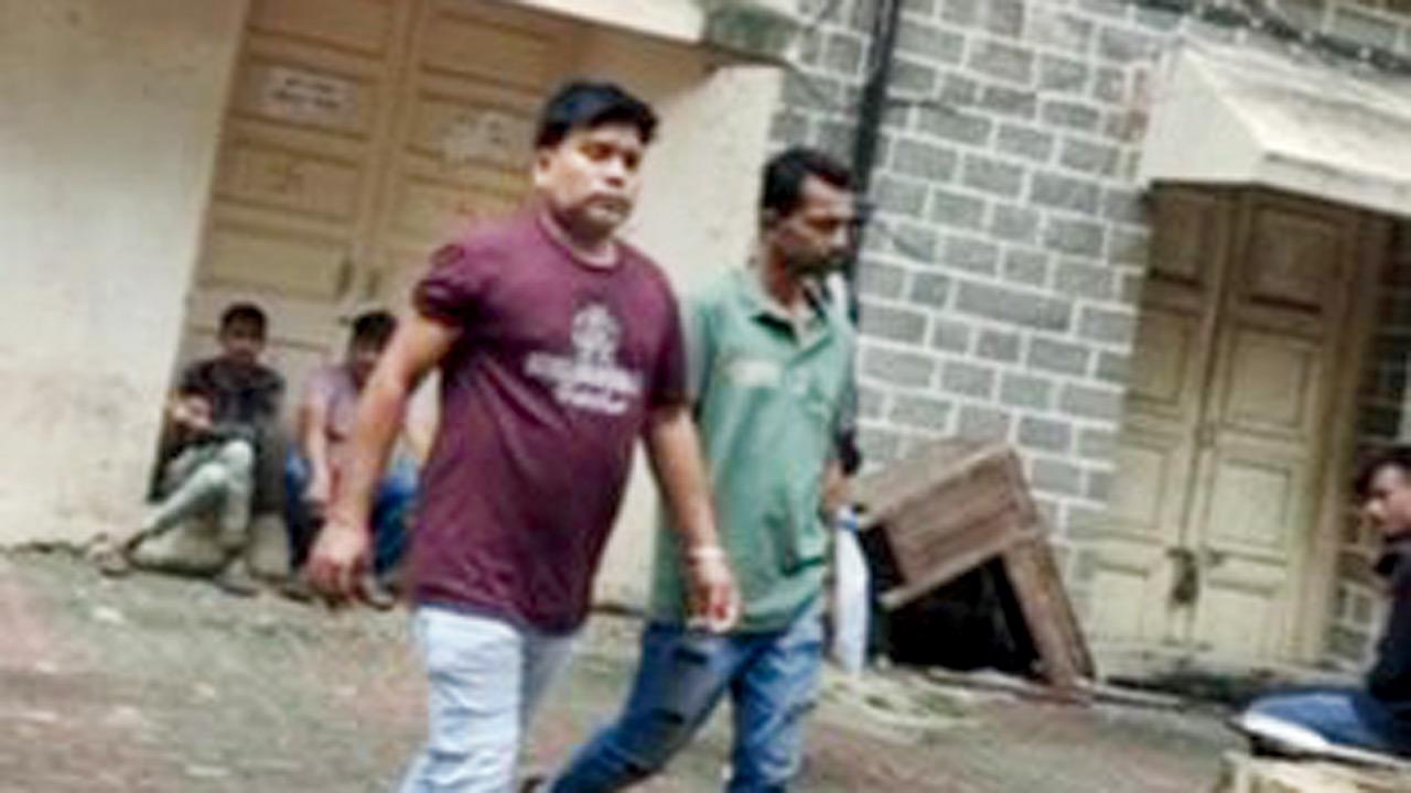 Bhojpuri actor held for Rs 3.5 lakh credit card fraud in Dahisar